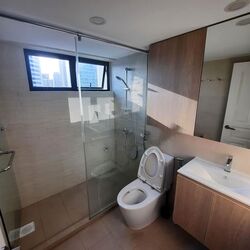 Lucky Plaza (D9), Apartment #589630501